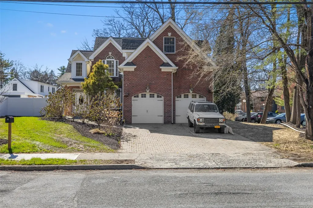 42 Beechwood Avenue Poughkeepsie NY 12603