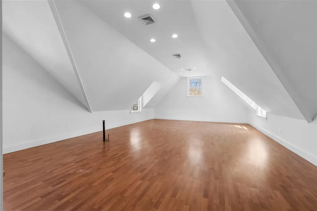 42 Beechwood Avenue Poughkeepsie NY 12603