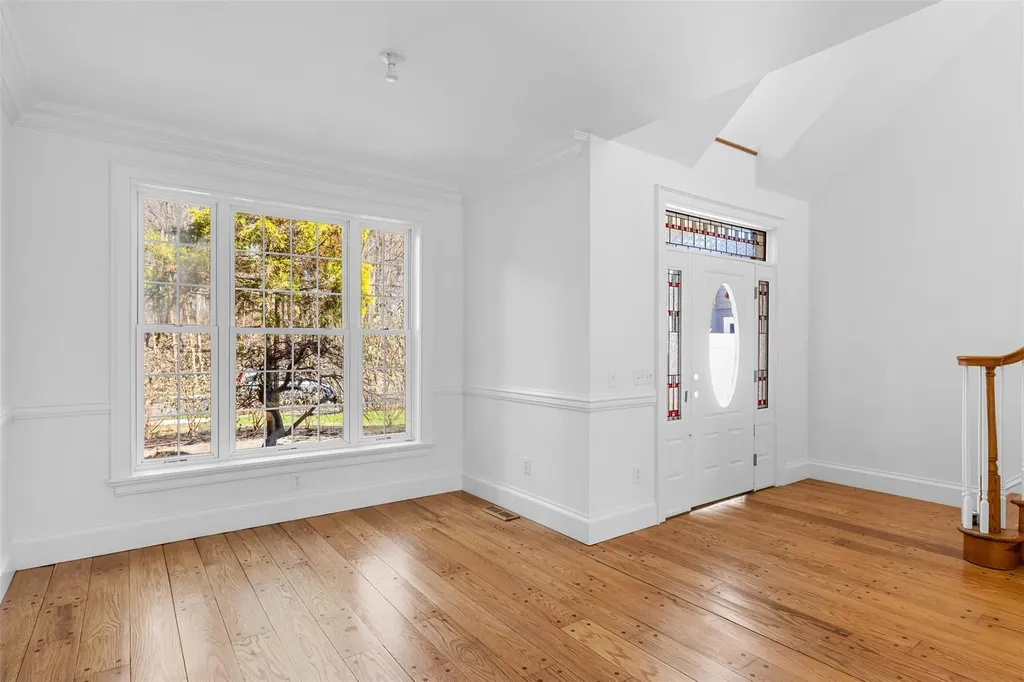 42 Beechwood Avenue Poughkeepsie NY 12603