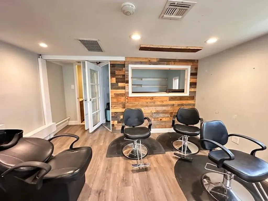 12 + 14 Broadway Rocky Point NY 11778