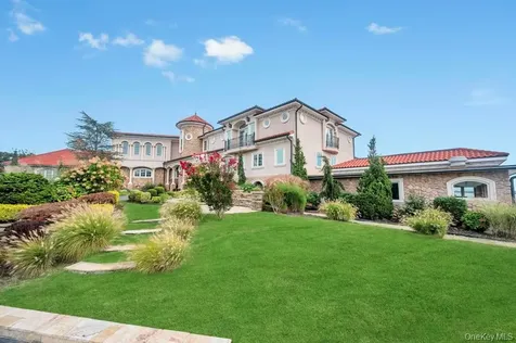 1101 Harbor Road Hewlett NY 11557