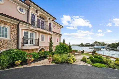 1101 Harbor Road Hewlett NY 11557
