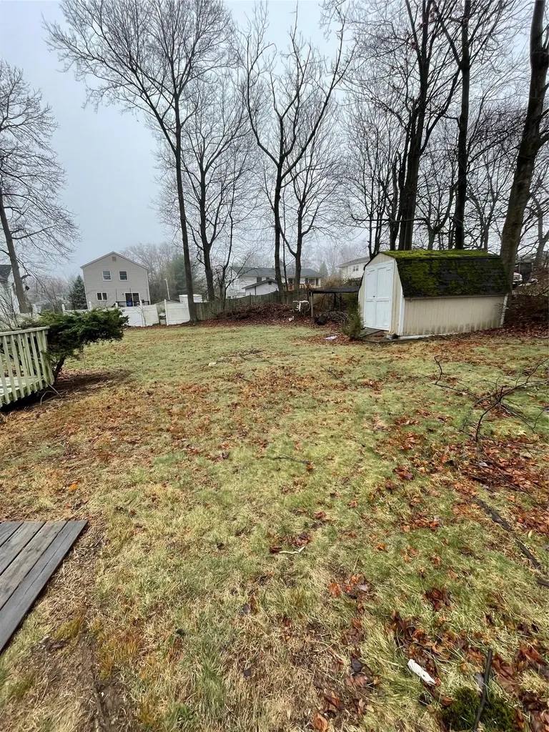 12 Utopian Place Airmont NY 10901