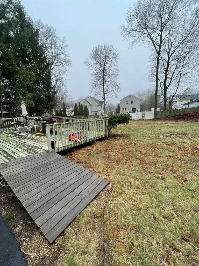 12 Utopian Place Airmont NY 10901