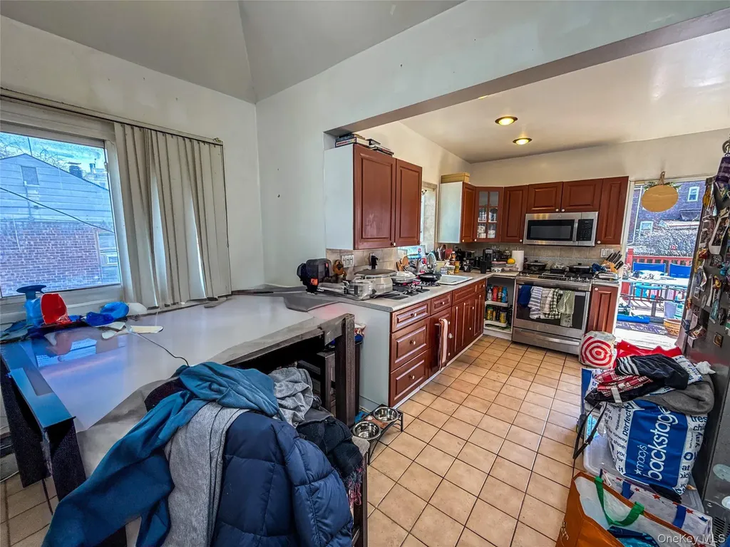 2068 Hermany Avenue Bronx NY 10473
