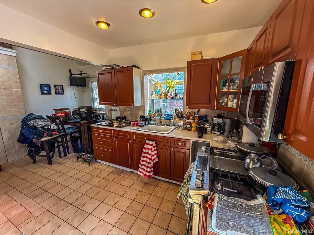 2068 Hermany Avenue Bronx NY 10473
