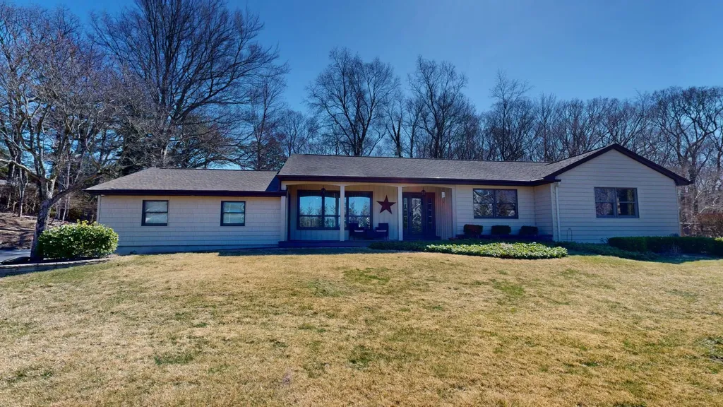 1 Peach Street Wading River NY 11792