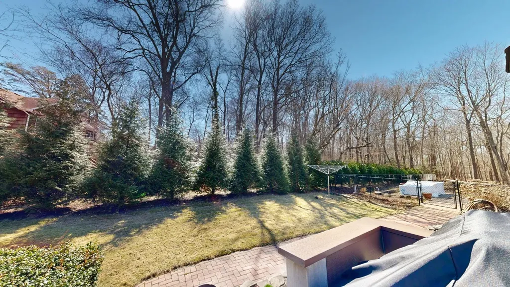 1 Peach Street Wading River NY 11792
