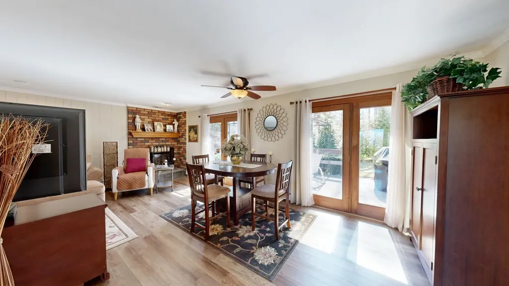 1 Peach Street Wading River NY 11792