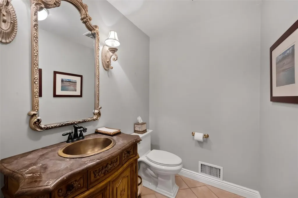 131 Barton Road White Plains NY 10605