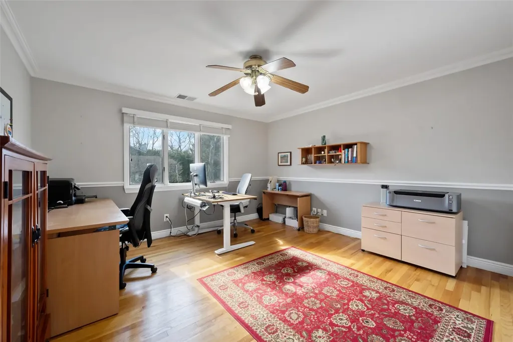 131 Barton Road White Plains NY 10605