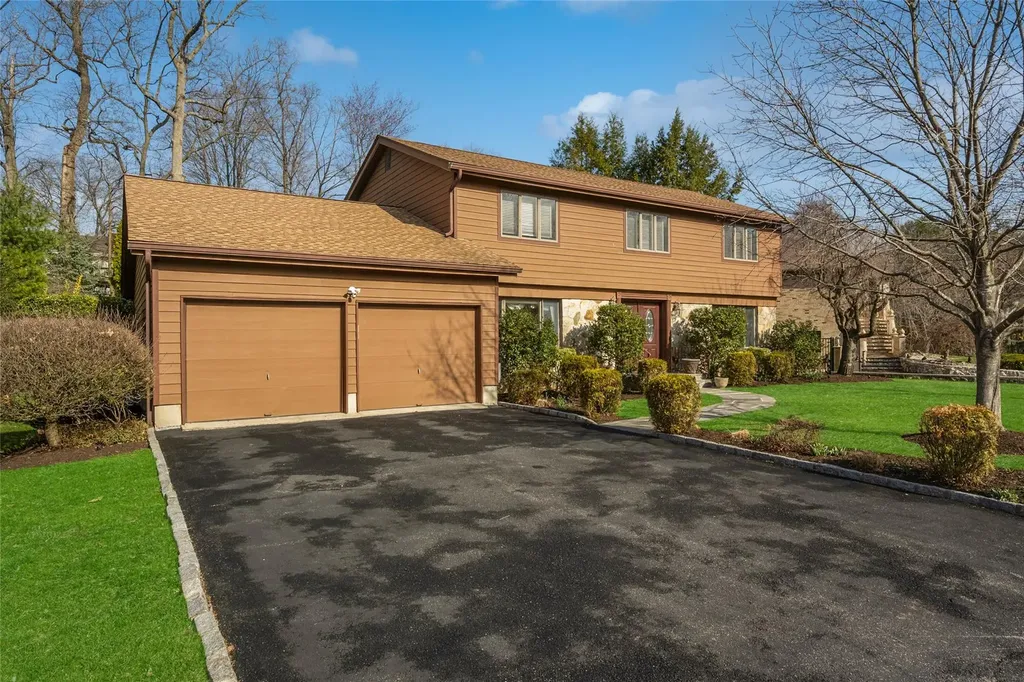 131 Barton Road White Plains NY 10605