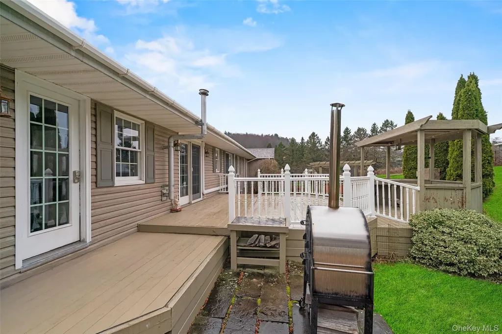5 Hess Road Callicoon NY 12723