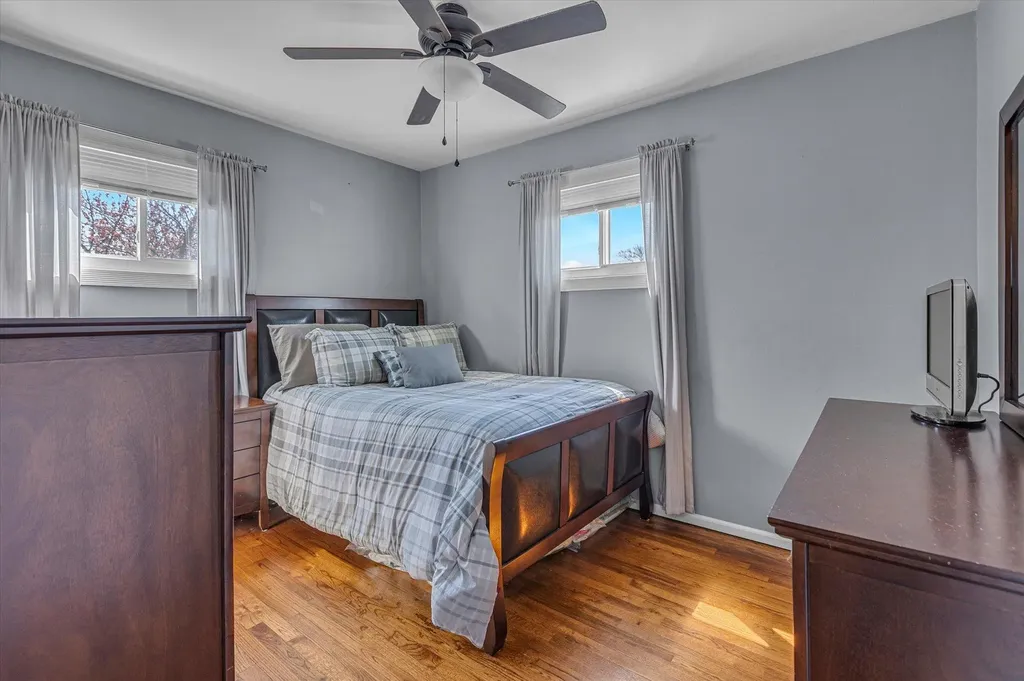 1011 Carll Drive Bay Shore NY 11706