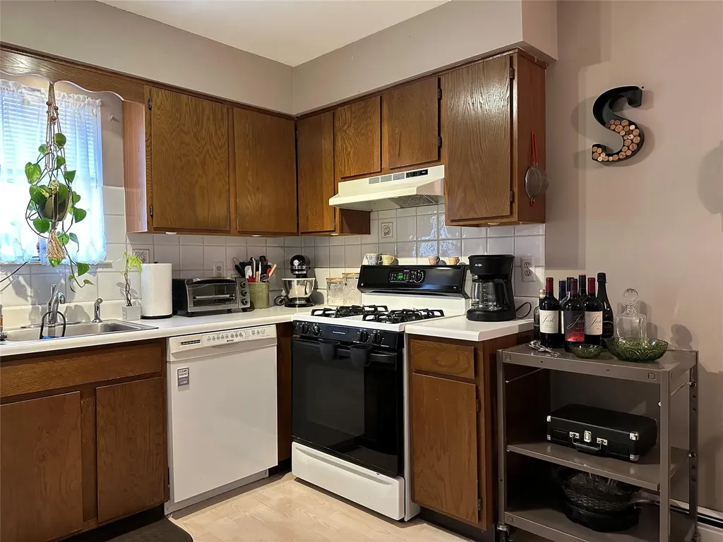 2 Elm Court Fishkill NY 12524