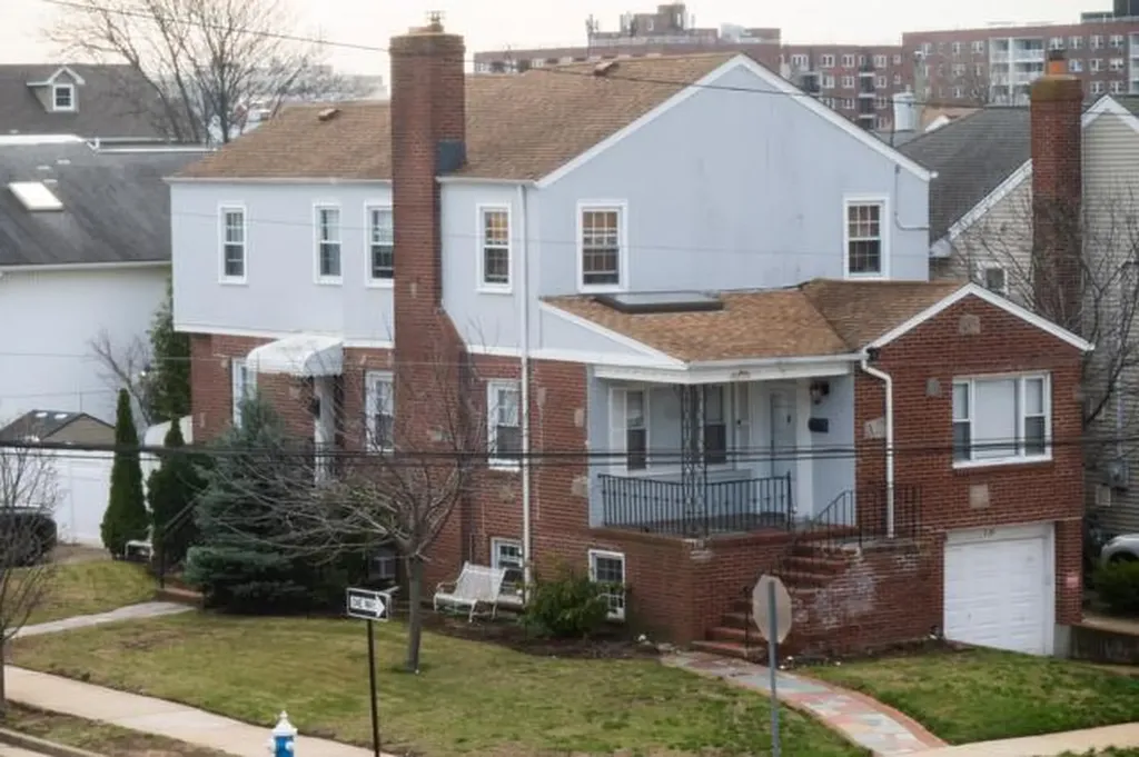 602 E Olive Street Long Beach NY 11561