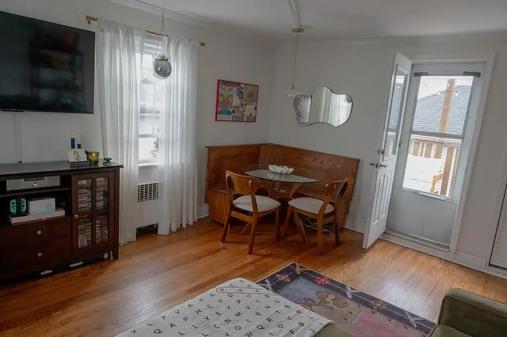 602 E Olive Street Long Beach NY 11561
