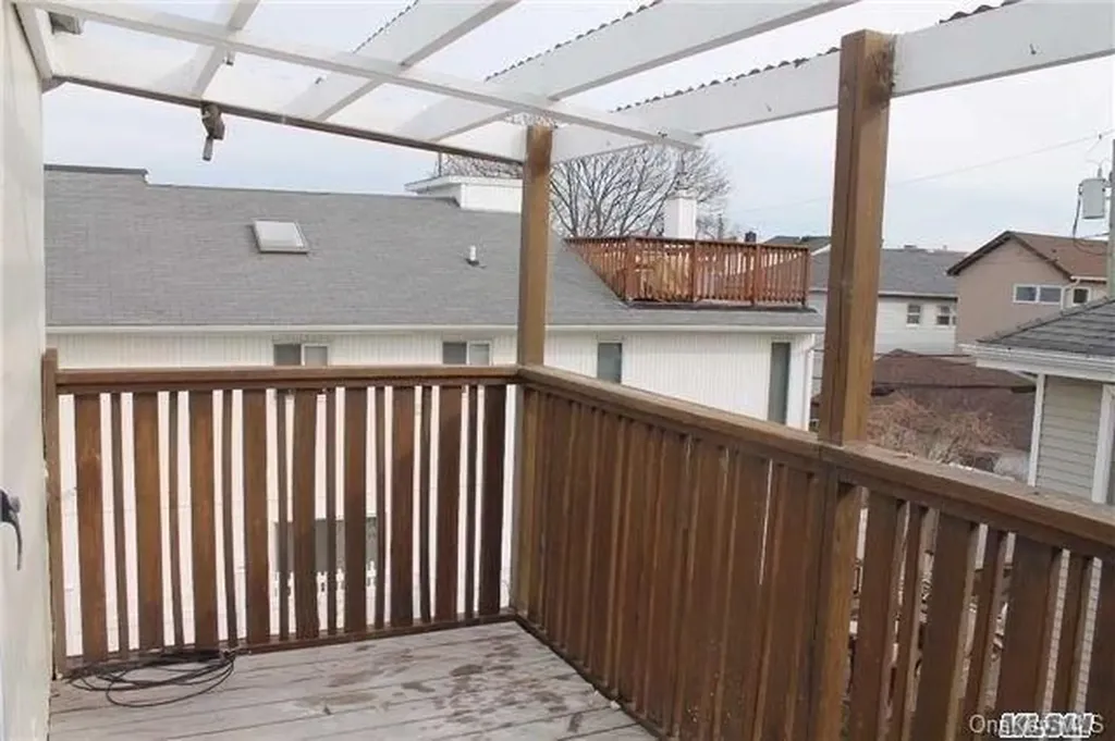 602 E Olive Street Long Beach NY 11561