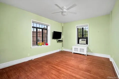 45 Pondfield Road W Bronxville NY 10708