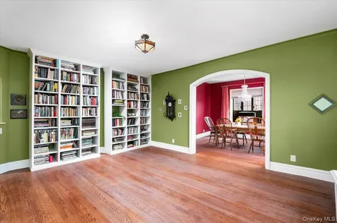 45 Pondfield Road W Bronxville NY 10708