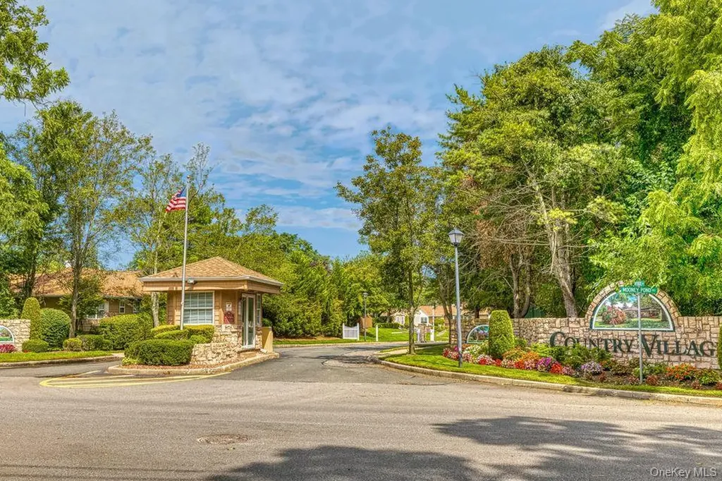 36 Theodore Drive Coram NY 11727