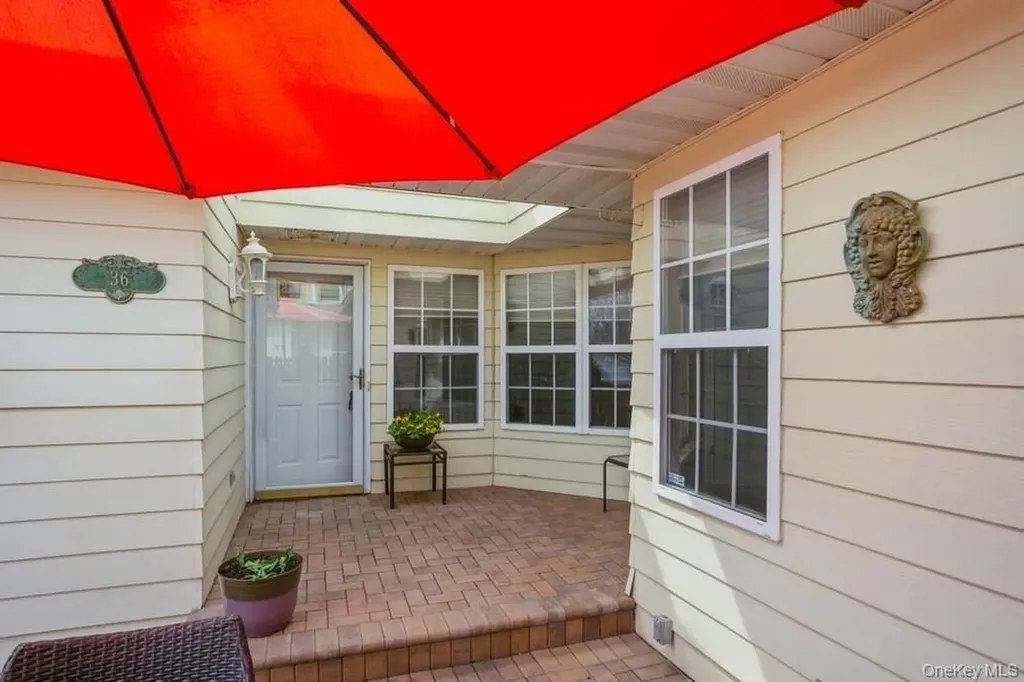 36 Theodore Drive Coram NY 11727