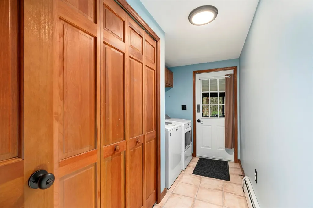 841 County Route 31 Glen Spey NY 12737