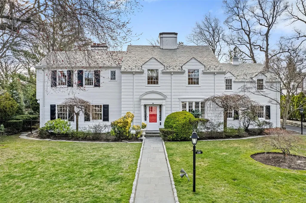 28 Ridgecroft Road Bronxville NY 10708