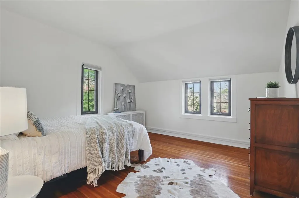 18 Holly Lane Rye NY 10580