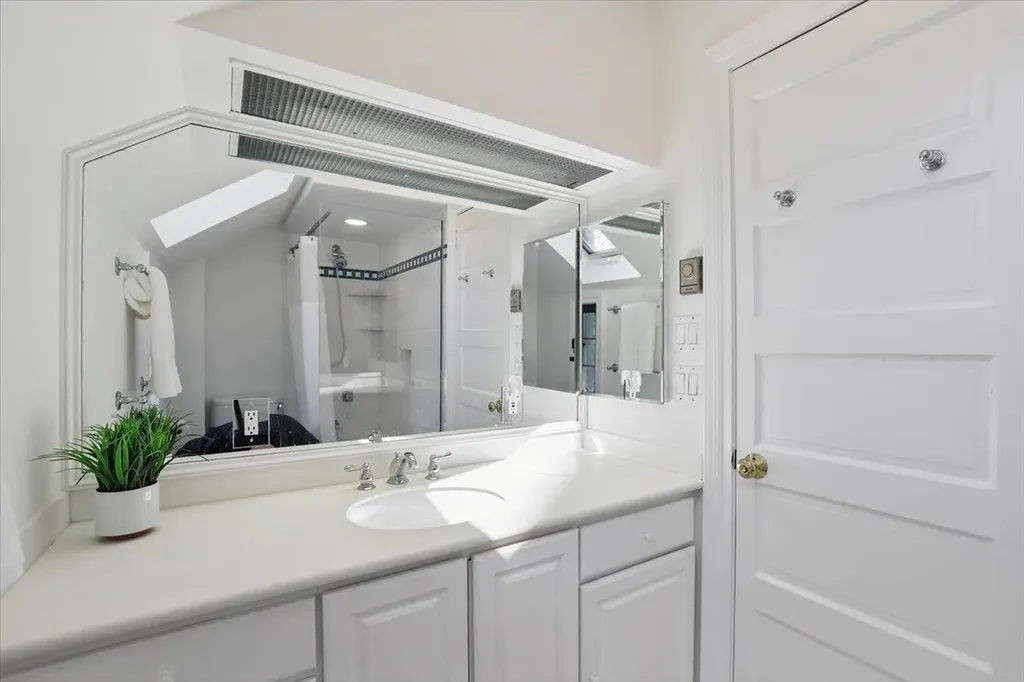 18 Holly Lane Rye NY 10580