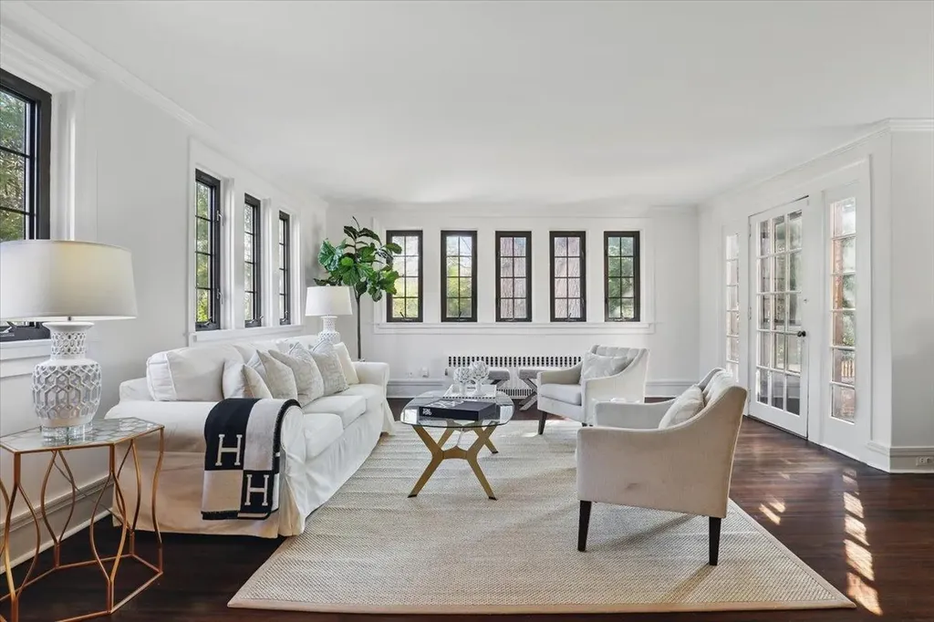 18 Holly Lane Rye NY 10580