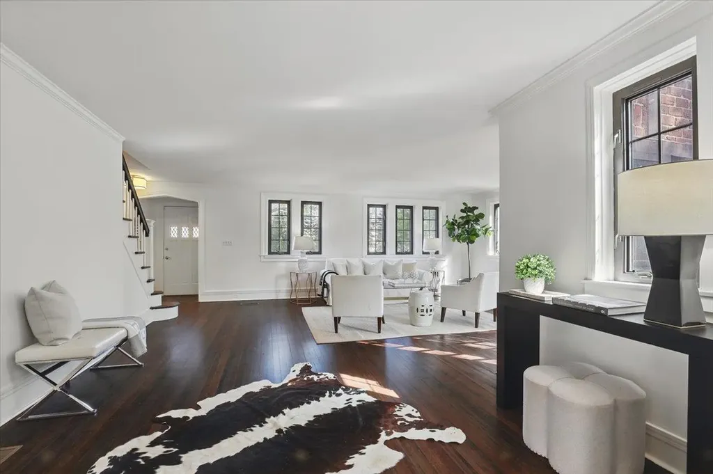 18 Holly Lane Rye NY 10580