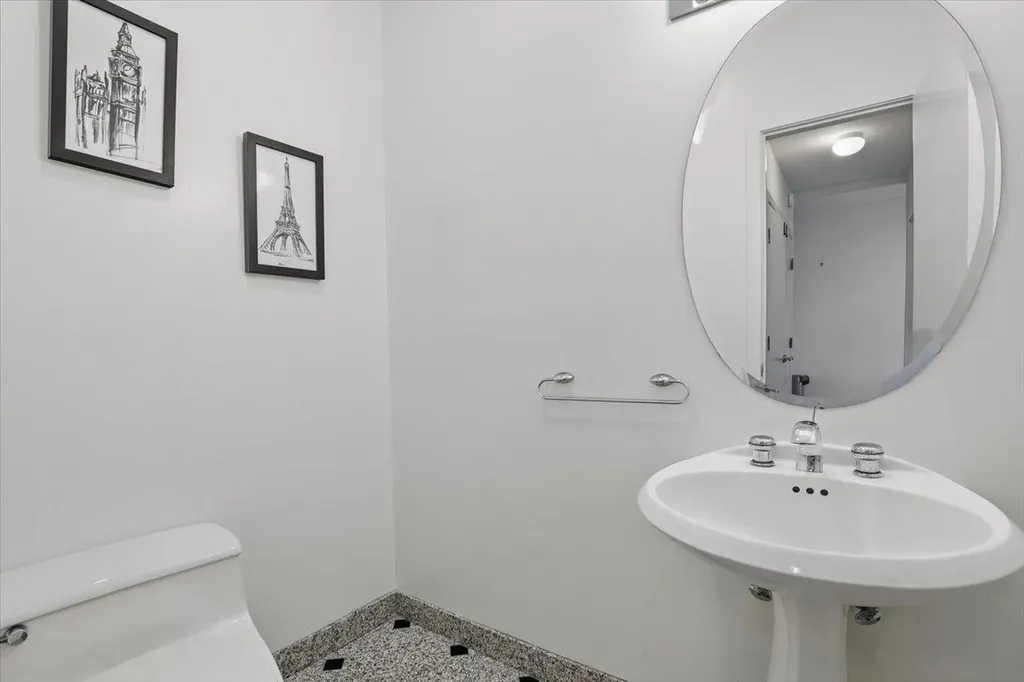 4 Kassel Court Mamaroneck NY 10543