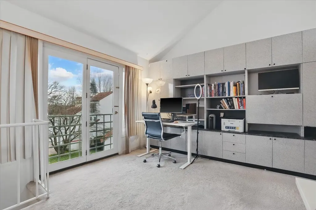 4 Kassel Court Mamaroneck NY 10543