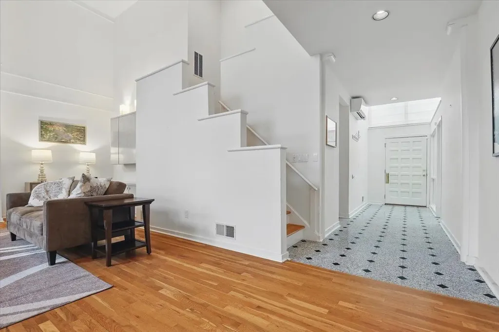 4 Kassel Court Mamaroneck NY 10543