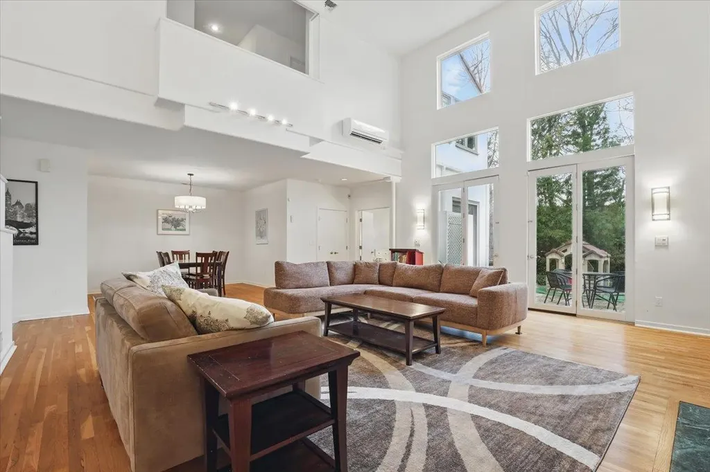 4 Kassel Court Mamaroneck NY 10543