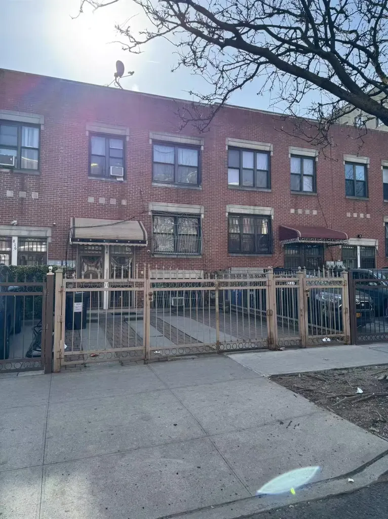 814 Fox Street Bronx NY 10459