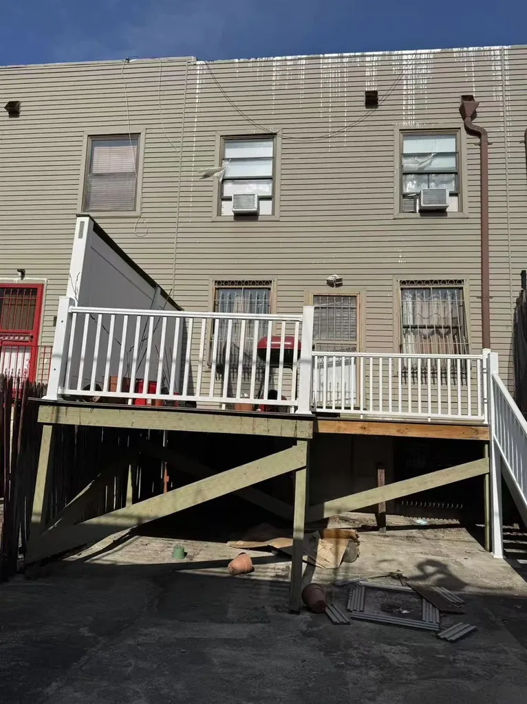 814 Fox Street Bronx NY 10459