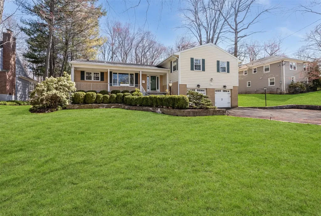 21 Hammond Road Rye NY 10580