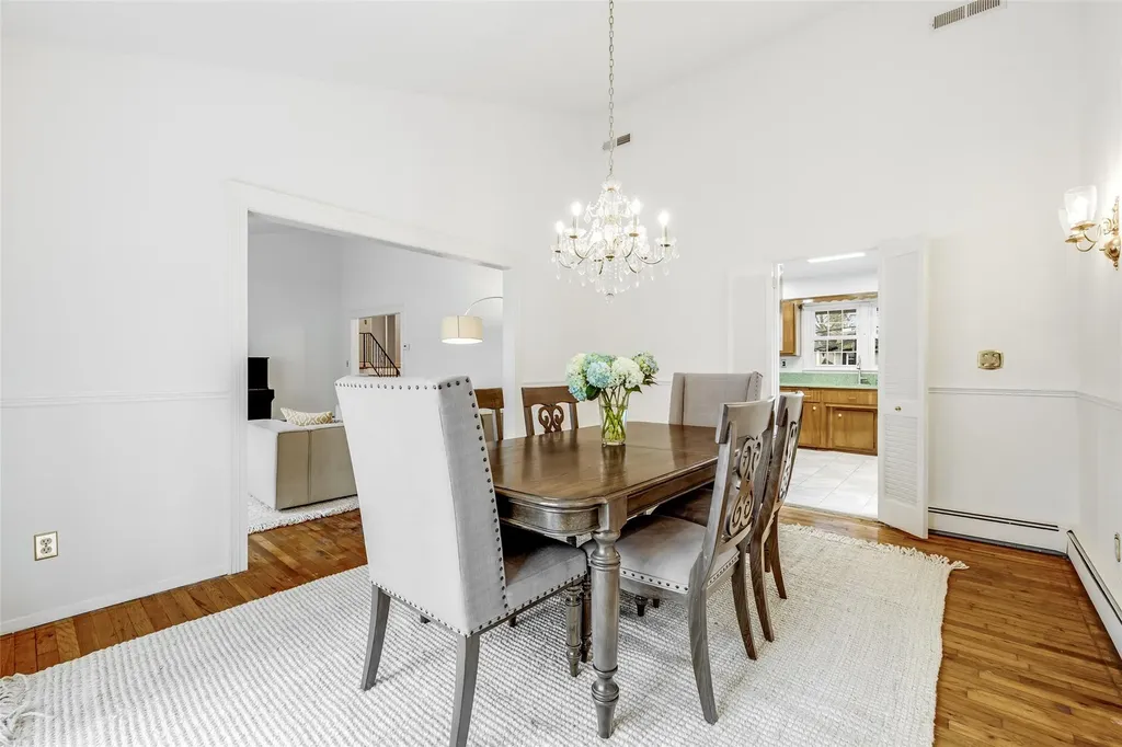 21 Hammond Road Rye NY 10580