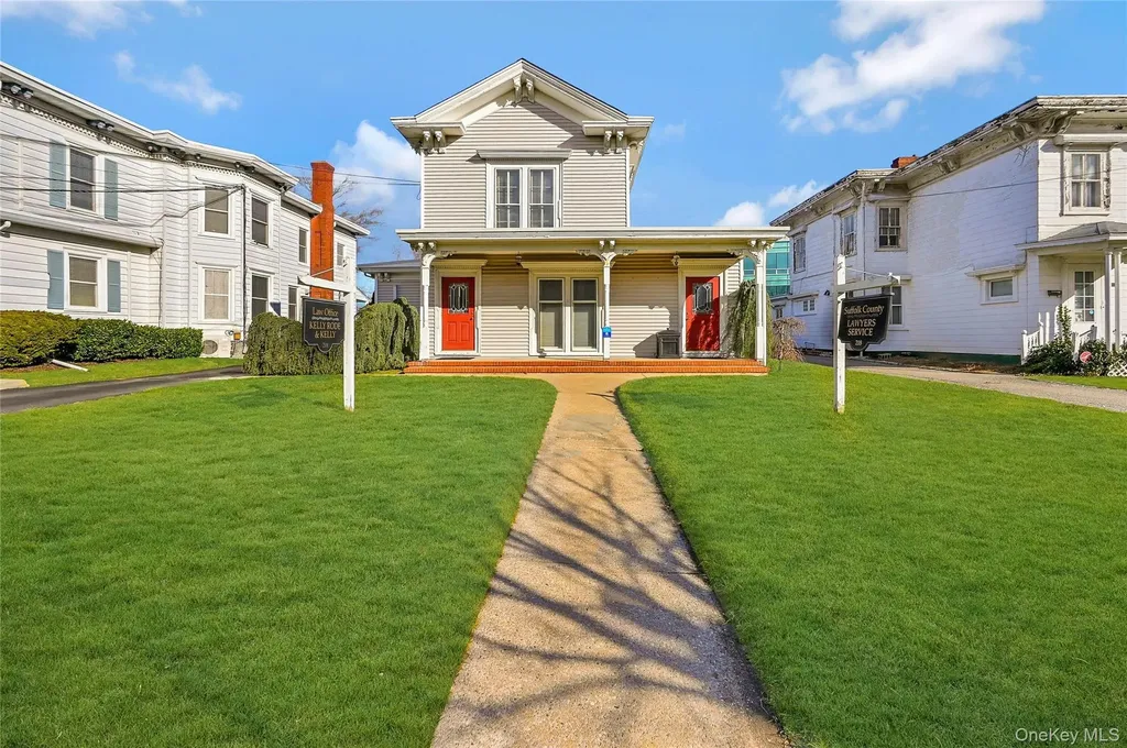 218 Griffing Avenue Riverhead NY 11901