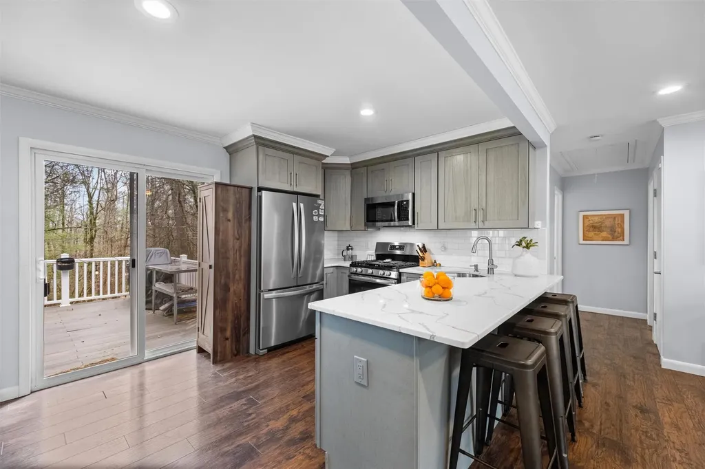 30 Cherry Lane Kerhonkson NY 12446