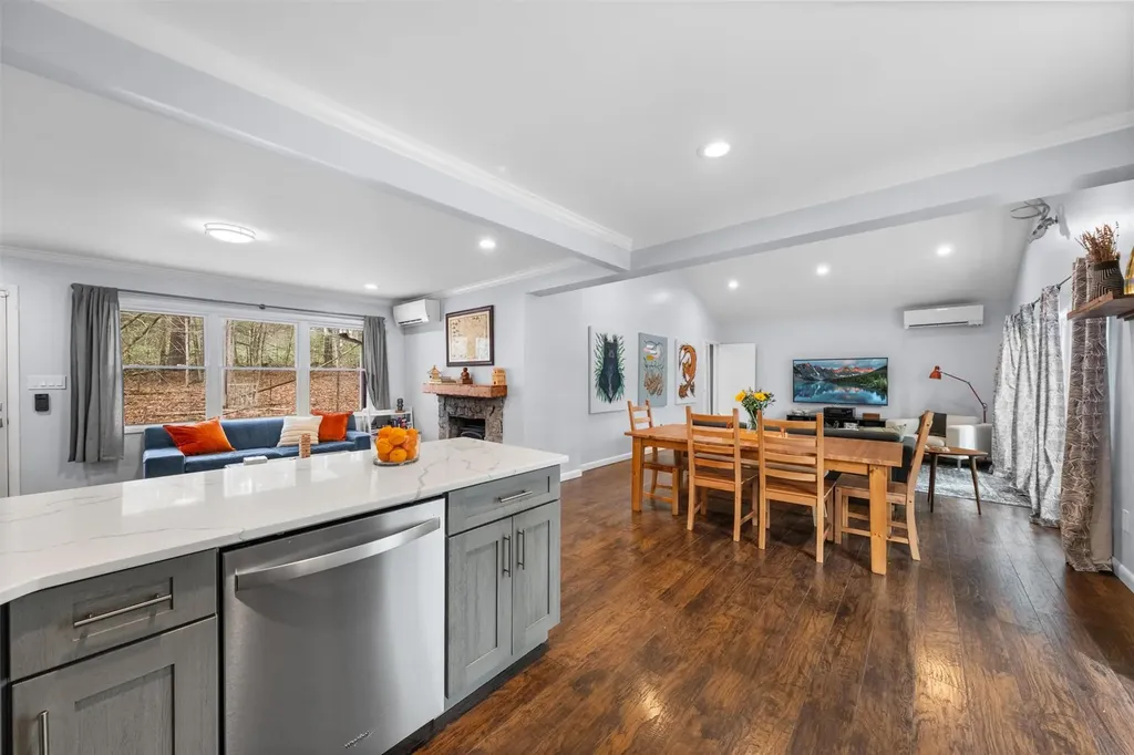 30 Cherry Lane Kerhonkson NY 12446