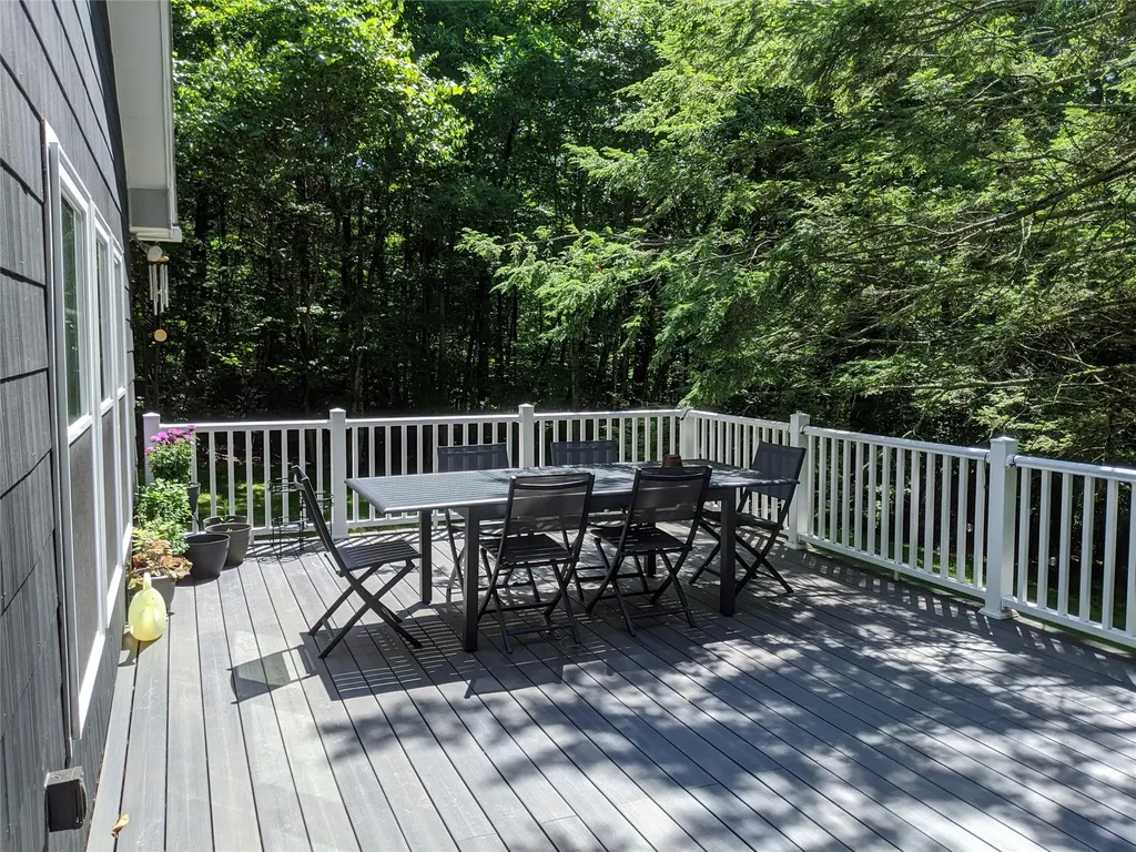 30 Cherry Lane Kerhonkson NY 12446