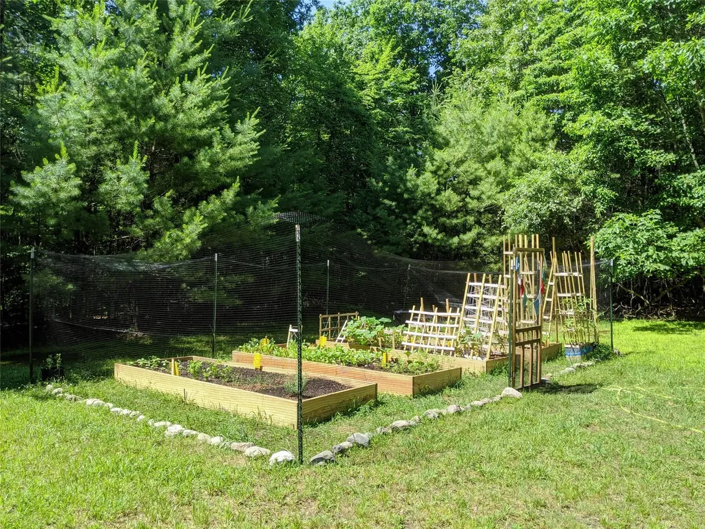 30 Cherry Lane Kerhonkson NY 12446