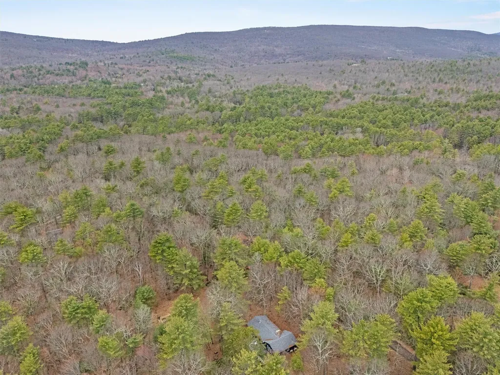30 Cherry Lane Kerhonkson NY 12446