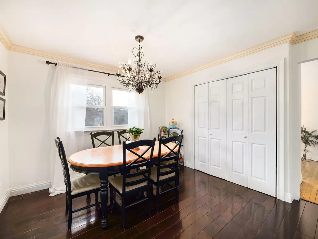 19 Orchard Court Spring Valley NY 10977
