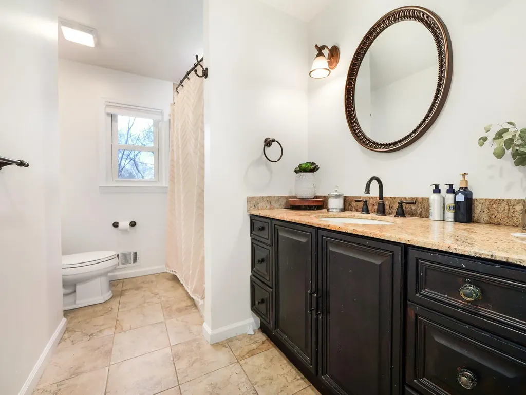 19 Orchard Court Spring Valley NY 10977
