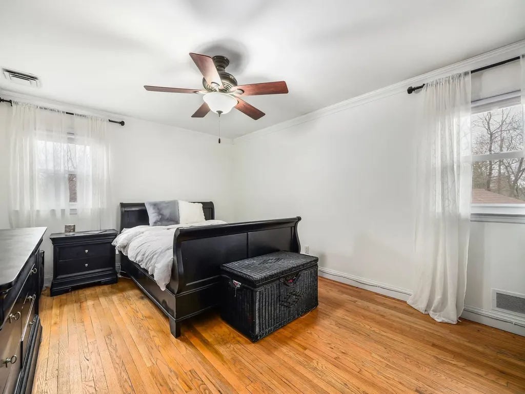 19 Orchard Court Spring Valley NY 10977
