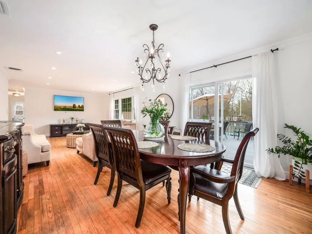 19 Orchard Court Spring Valley NY 10977